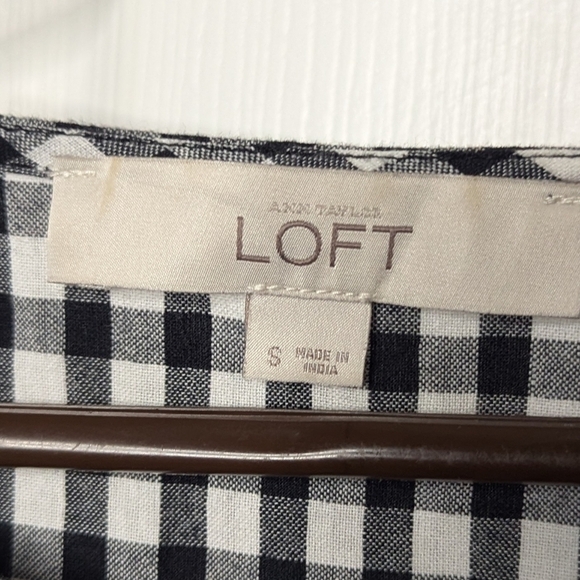 Ann Taylor Loft Womens Top Gingham Black White Bell Sleeve Slits Size Small - Picture 3 of 7